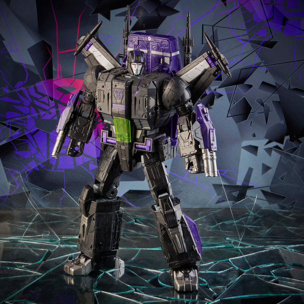 Transformers Generations Shattered Glass Collection Jetfire & IDW’s Shattered Glass— Jetfire (Exclusive Hasbro Pulse Variant Cover)
