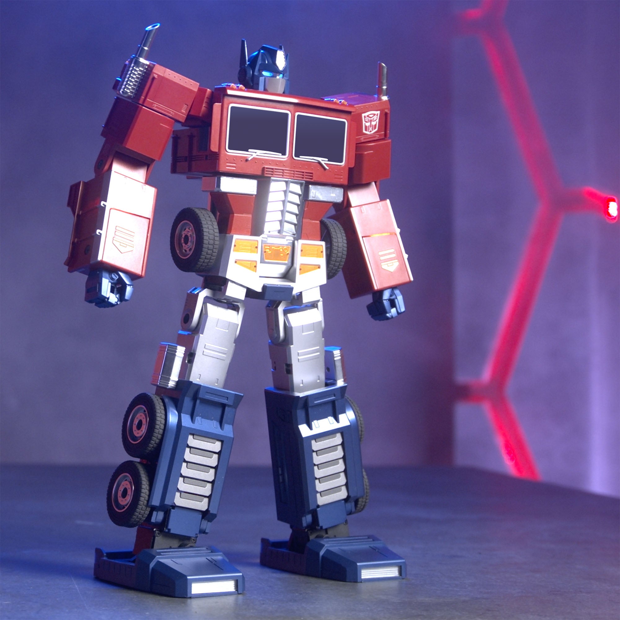 Elite Optimus Prime Offers Self-Transforming Fun For Less Of Your