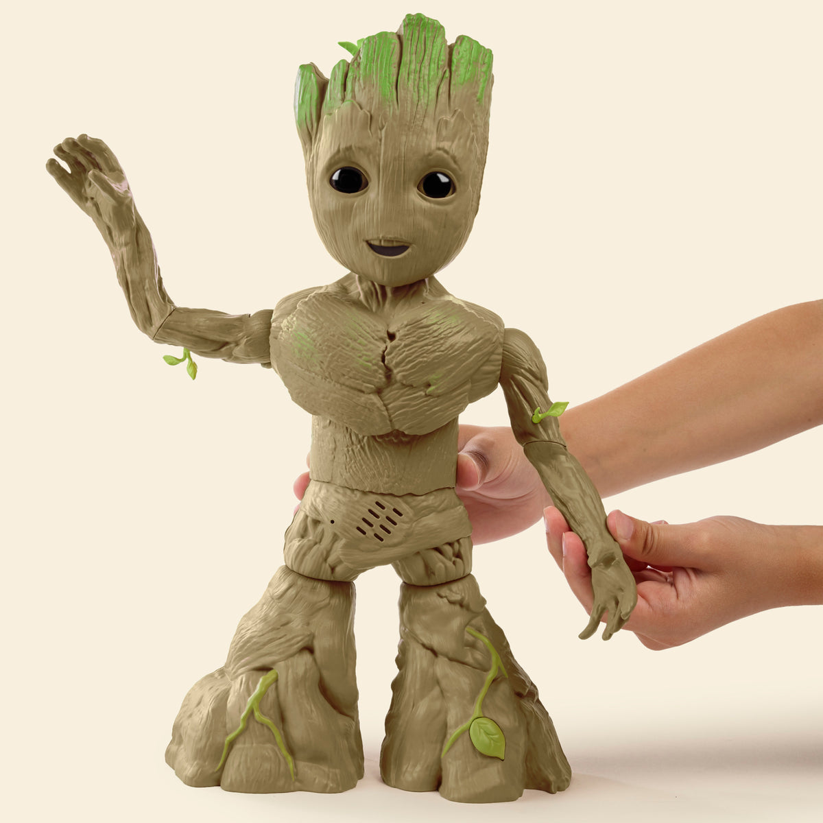 Marvel Studios I Am Groot Groove 'N Grow Groot, Figurine Interactive de 34  cm, Jouet de Super-héros : : Jeux et Jouets