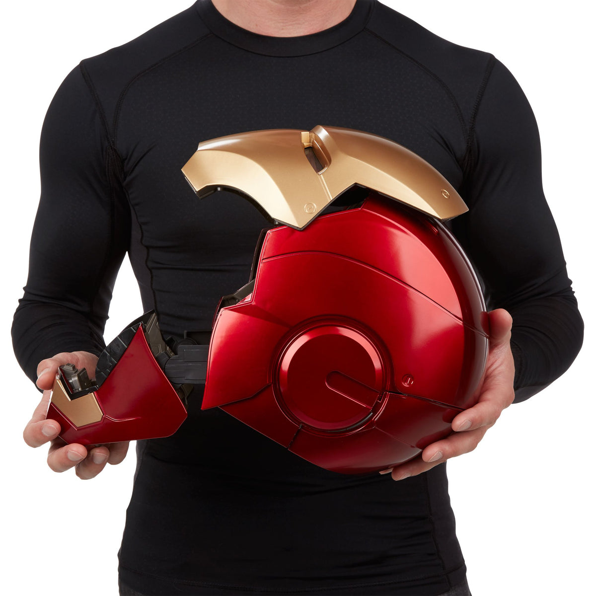 IRON MAN Marvel Legends Electronic Helmet Replica Review