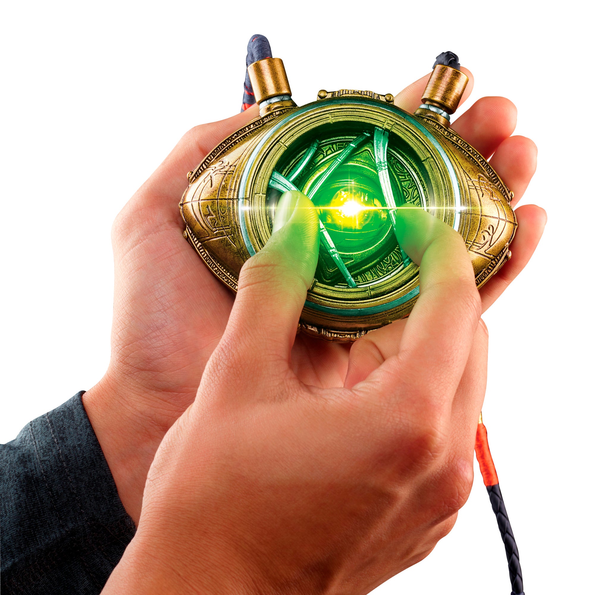 Marvel Doctor Strange Eye of Agamotto 1:1 Scale Light-Up Prop Replica  Necklace - PartyBell.com