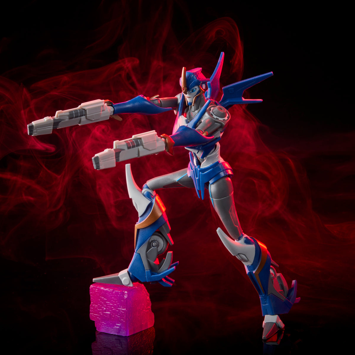 Transformers R.E.D Transformers Prime Arcee In-Hand Review by PrimeVsPrime