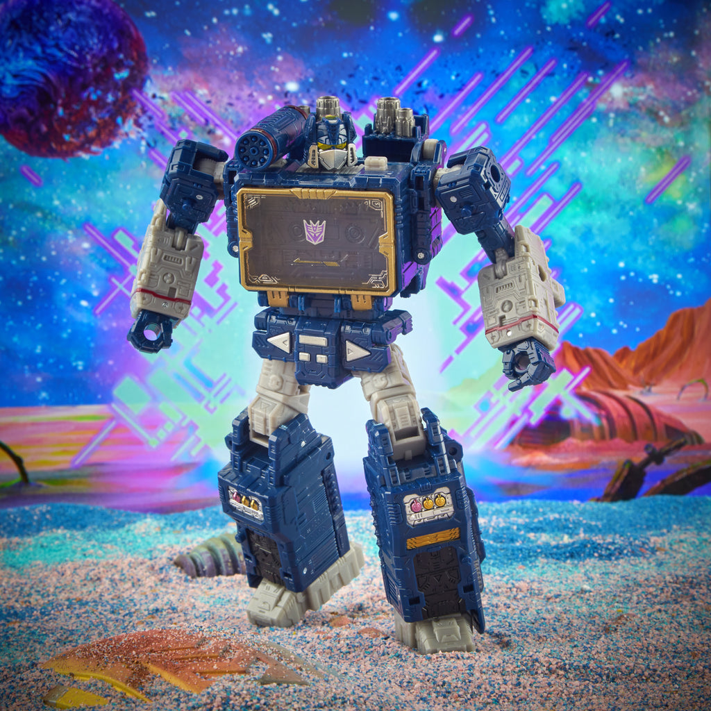 transformers legacy voyager class soundwave