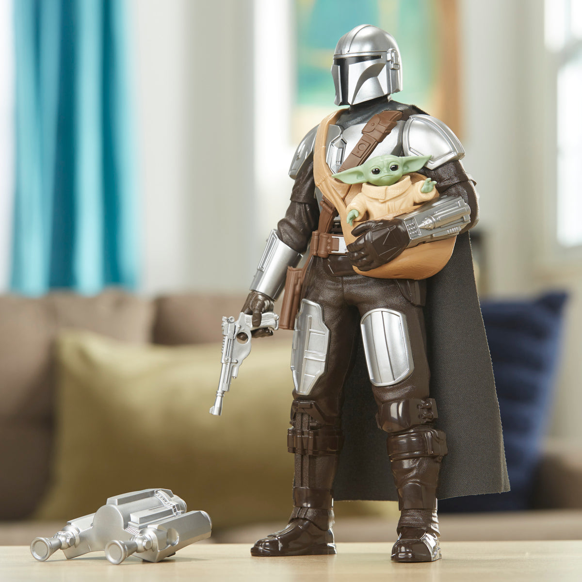 STAR WARS Galactic Action The Mandalorian ＆ Grogu Interactive Electronic  12-Inch-Scale Action Figures, Toys for Kids Ages 4 and Up - SF、ファンタジー、ホラー